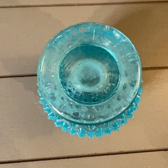 Vintage Fenton Blue Opalescent Hobnail Vase w/Ruffled Edge - Picture 5 of 6